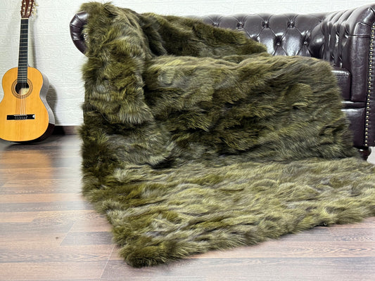 Green Fox fur throw blanket