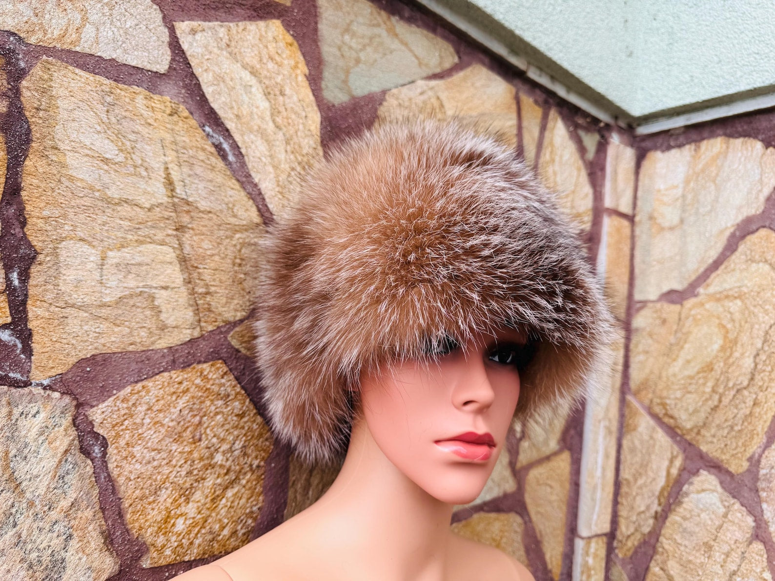 Elegant Real Fox Fur Hat Natural Full Skin - Handcrafted Elegance for Winter Chic - Ethically and Organically Farmed Fox Fur