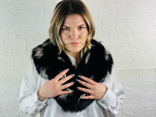 Black with white marks Fox fur collar scarf