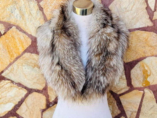 Fox Fur Collar Crystal - Tatifurs displayed on a mannequin against a natural stone background.