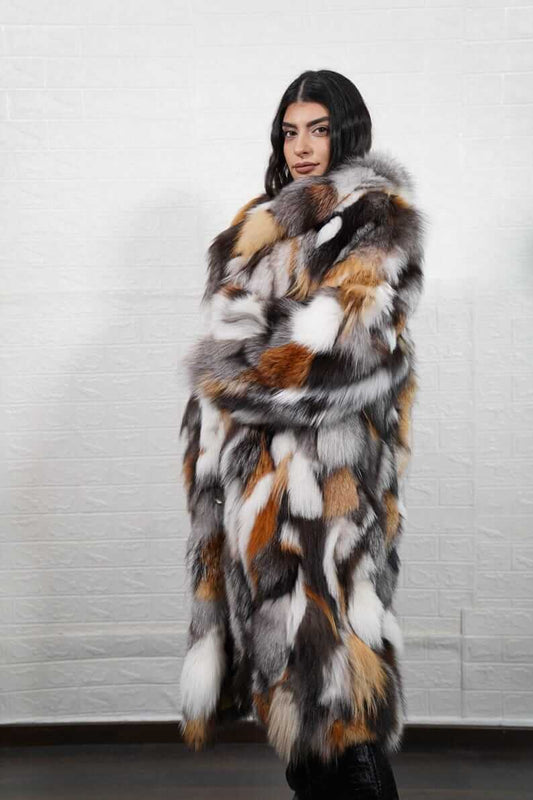 Fox Fur Coat Long Gross Natural with collar - Tatifurs on a model showcasing its luxurious design and colors.