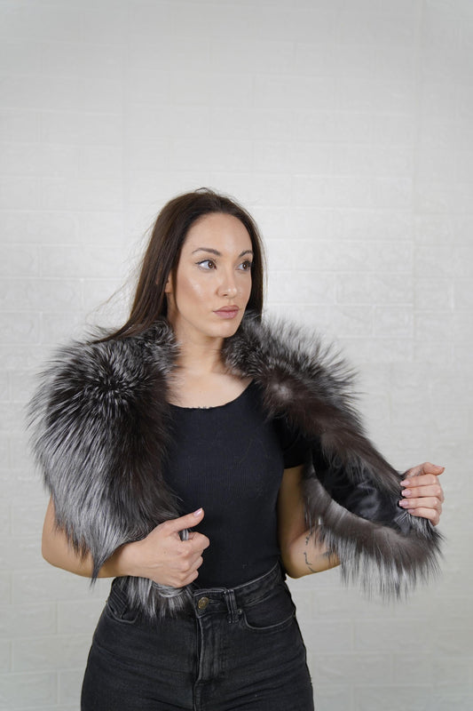 Plush fox fur collar with soft, fluffy texture