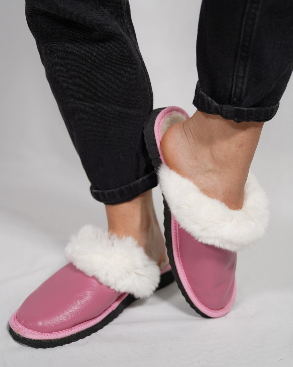 Handmade fur leather slippers for women in pink, crafted in Greece by TatiFurs