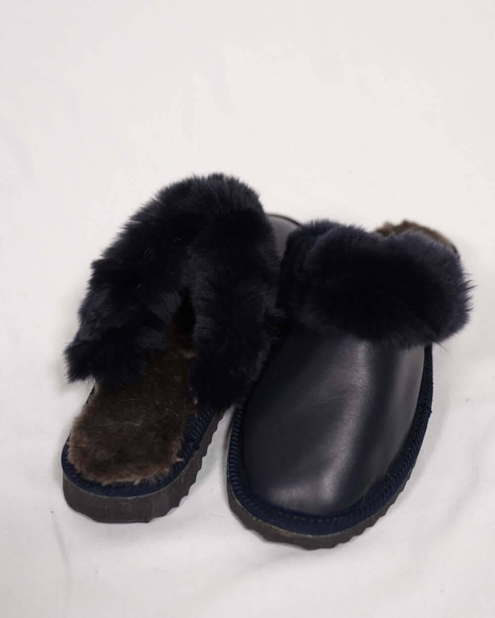 Sheepskin Wool Leather Fur Slippers Blue for Women, featuring luxurious sheepskin and fur design.