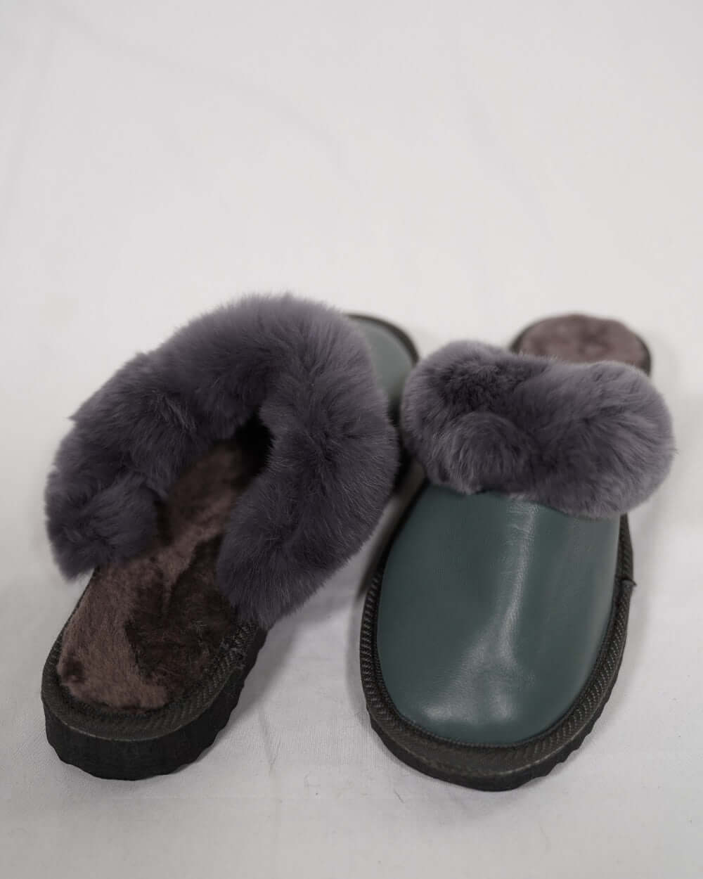 Sheepskin Wool Leather Fur Slippers Gray - Tatifurs, featuring real sheepskin wool and quality leather.
