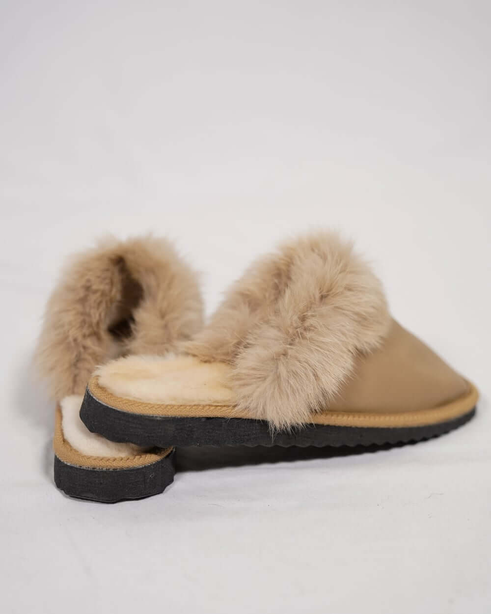 Sheepskin Wool Leather Fur Slippers Camel for Women in soft beige fur and comfortable design.