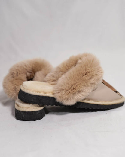 Sheepskin Wool Leather Fur Slippers Beige Leopard in luxurious beige color with soft fur lining.