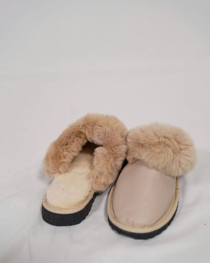 Sheepskin Wool Leather Slippers Beige - Tatifurs showcasing soft interior and luxurious design.