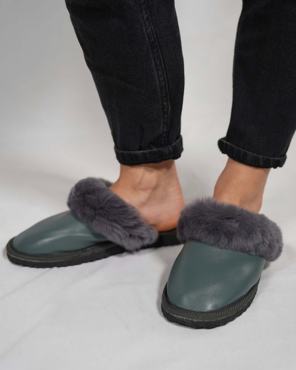 Sheepskin Wool Leather Fur Slippers Gray - Tatifurs worn with casual attire, showcasing luxurious comfort and style.