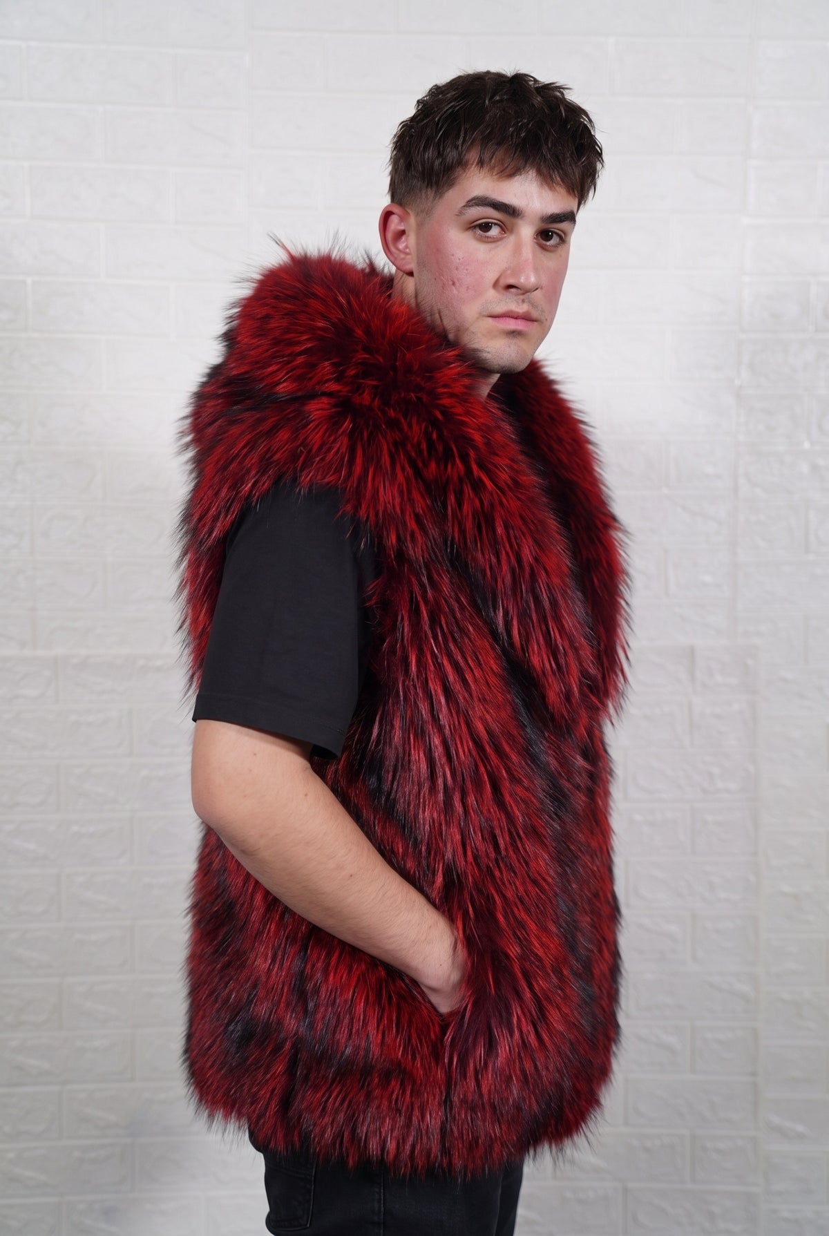 fox fur vest men red black three-quarter view displaying sleeveless vest and deep crimson over jet black fox fur pile depth — TatiFurs