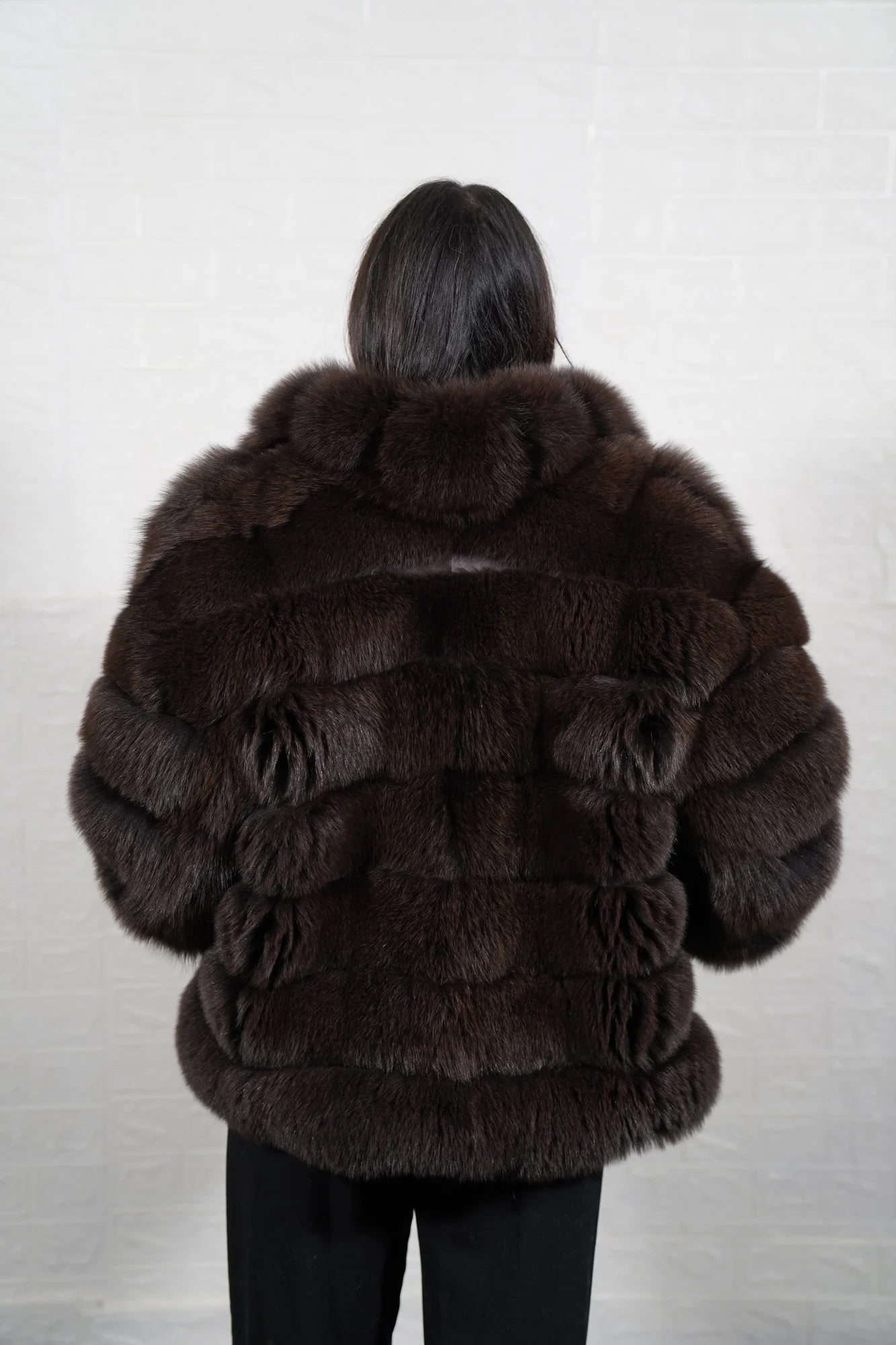 Fox fur jacket brown generous collar close-up showing precise matching between large collar and shoulder skins in deep warm brown fox — Greek craftsmanship, TatiFurs
