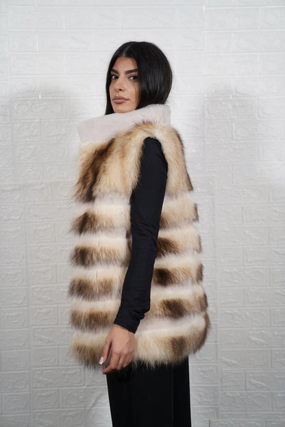 Finn raccoon vest sheepskin lines shown from the side displaying below hip silhouette and horizontal sheepskin framed Finnish raccoon rows — Greek craftsmanship, TatiFurs
