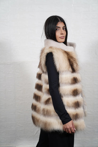 Finn raccoon vest sheepskin lines close-up texture showing Finnish raccoon long pile depth and off white sheepskin strip horizontal construction between fur rows — Greek craftsmanship, TatiFurs
