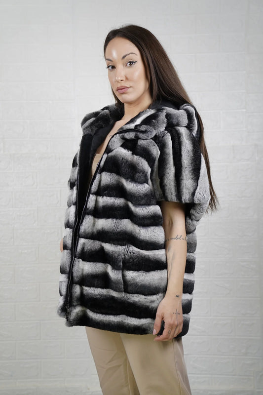 rex rabbit fur cape chinchilla — dense velvety rex rabbit pile, chinchilla print close-up detail — Greek craftsmanship, TatiFurs
