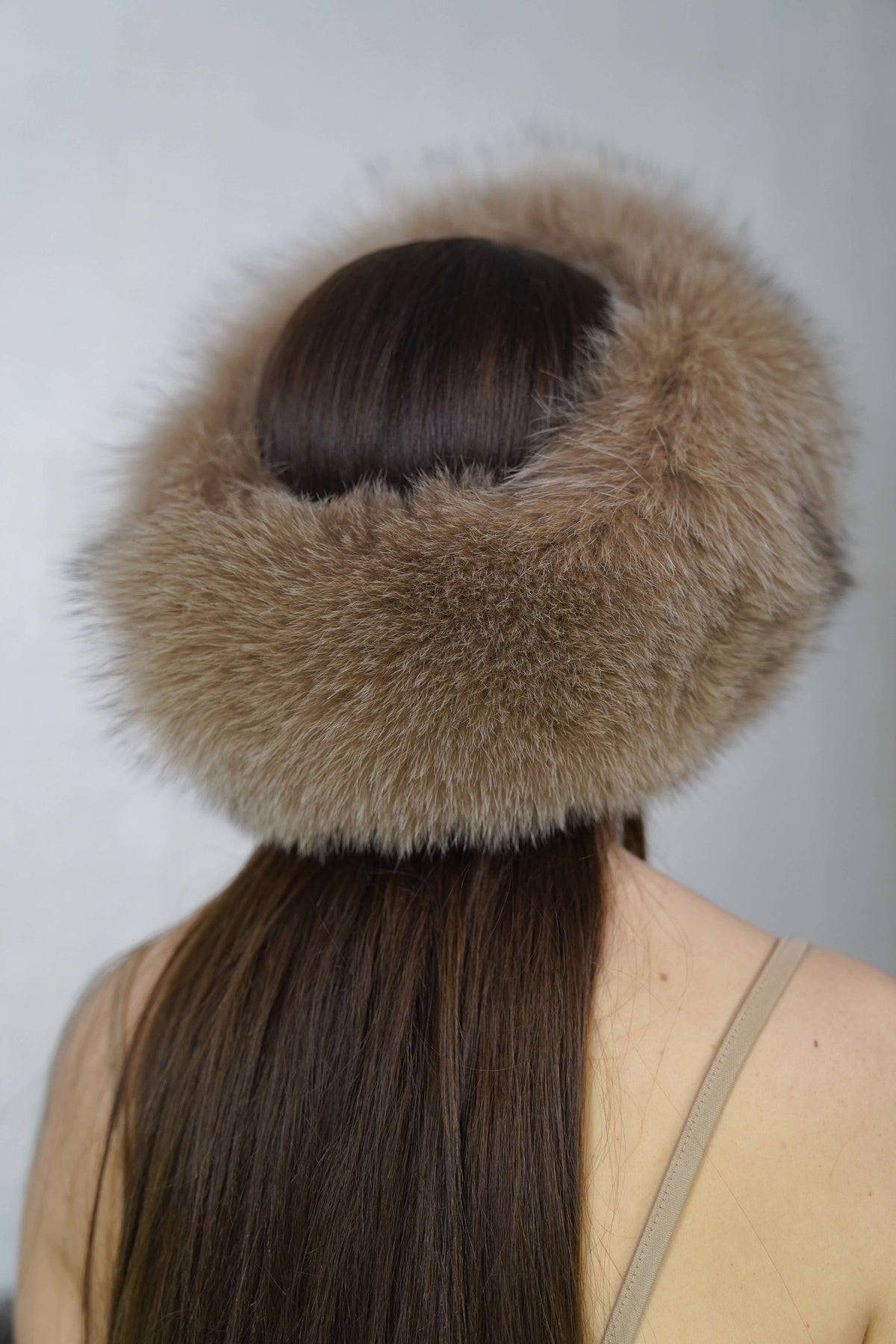 Fox Fur Headband Camel Brown — Full Skin, Elastic shown from the back displaying the lined elastic closure and full warm natural camel brown pile — Greek craftsmanship, TatiFurs