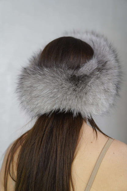 Fox Fur Headband Natural Gray — Full Skin, Elastic shown from the back displaying the lined elastic closure and full undyed natural gray fox with pale frosted tips pile — Greek craftsmanship, TatiFurs
