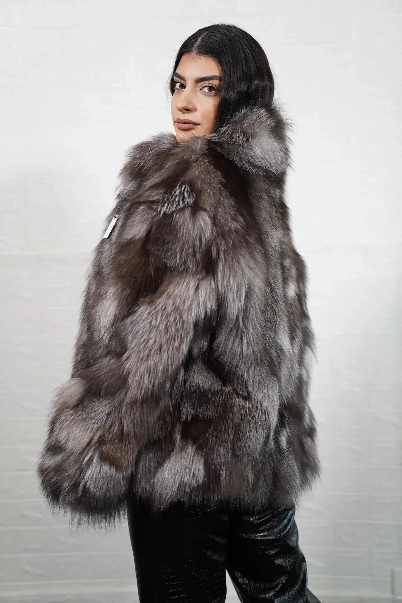 Fox fur jacket frost collar close-up showing precise panel matching between collar and shoulder panels in natural luminous frost fox — Greek craftsmanship, TatiFurs
