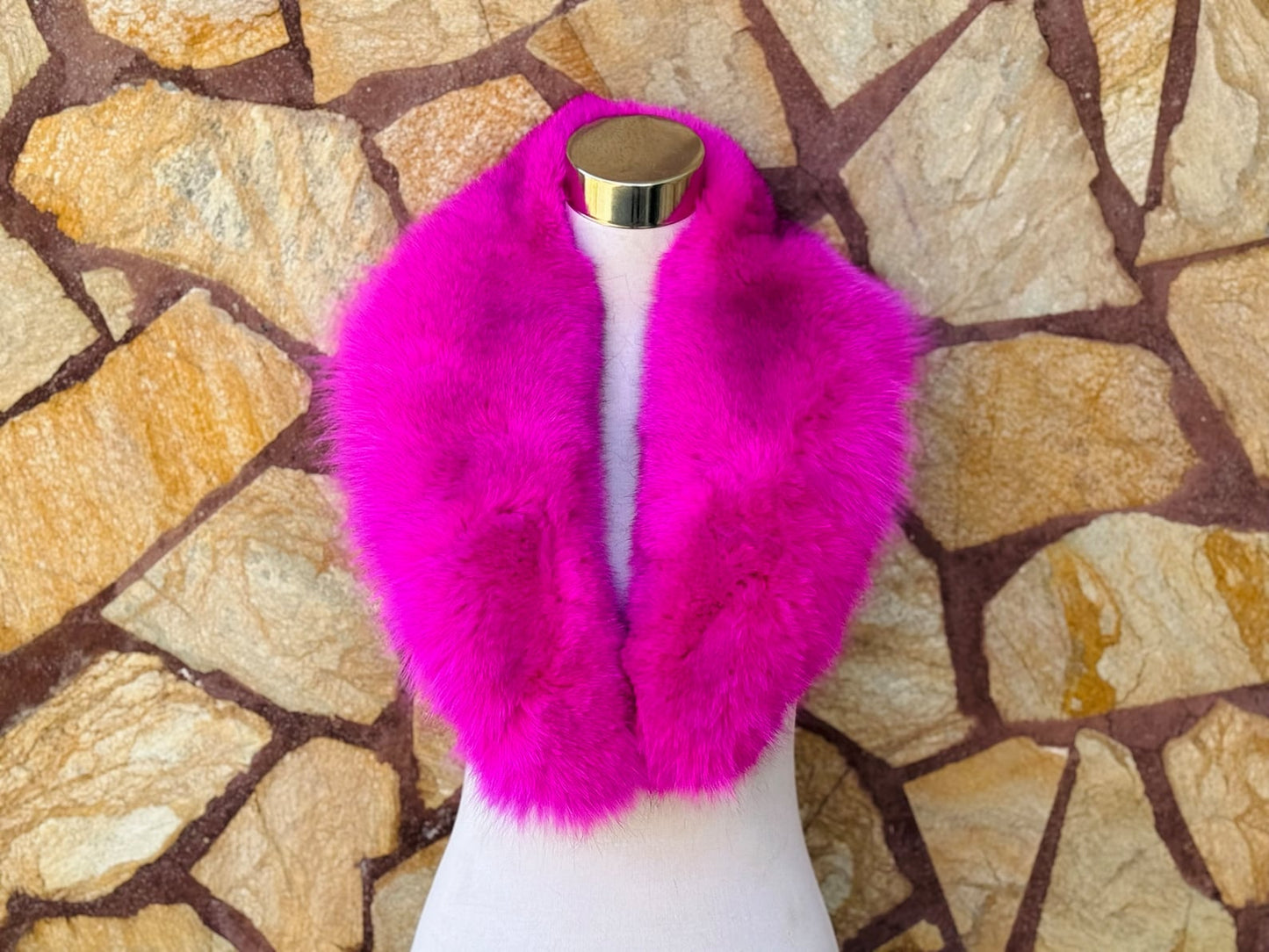 Fuchsia Fox fur collar scarf