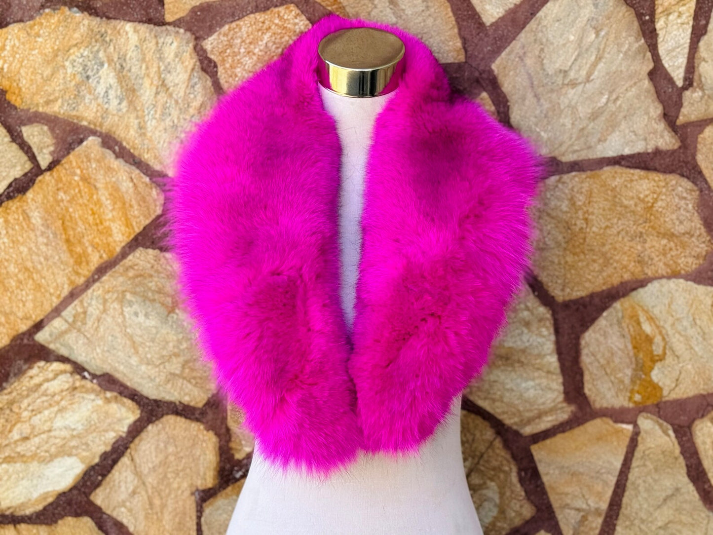 Fuchsia Fox fur collar scarf