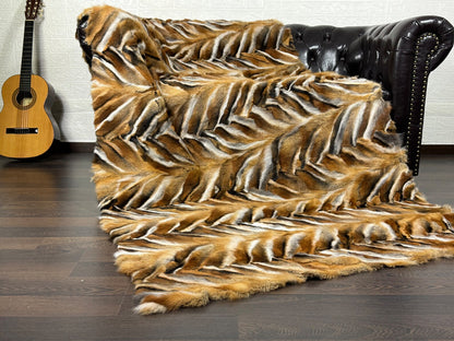 Red Canadian Fox fur throw blanket Pattern Design