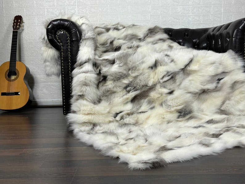 PLATINUM NATURAL DOUBLE SIDED Fox fur throw blanket