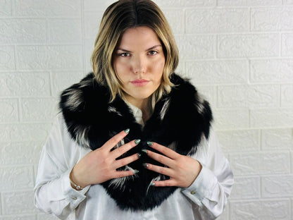 Black with white marks Fox fur collar scarf