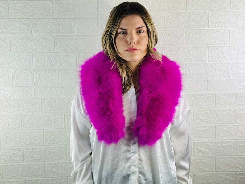 Fuchsia Fox fur collar scarf
