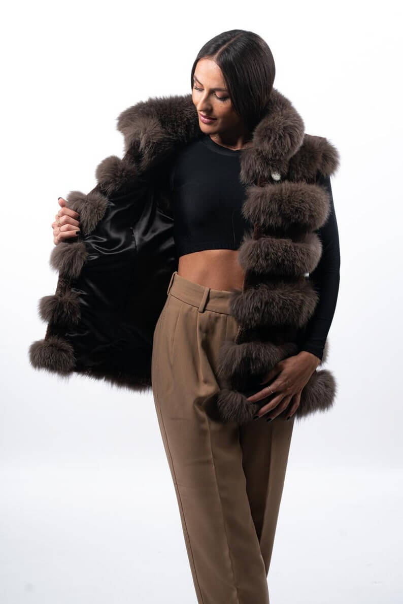 Fox fur vest brown — detail shot of premium satin lining inside hip level vest — Greek craftsmanship, TatiFurs
