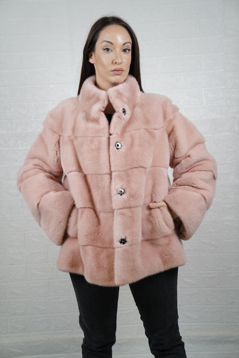 Trendy short mink fur coat for women