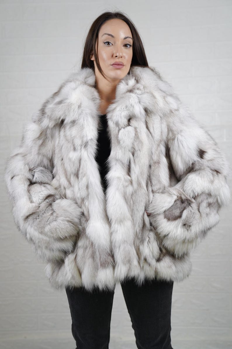 Blue fox fur coat jacket, detailed view of lining and closure
