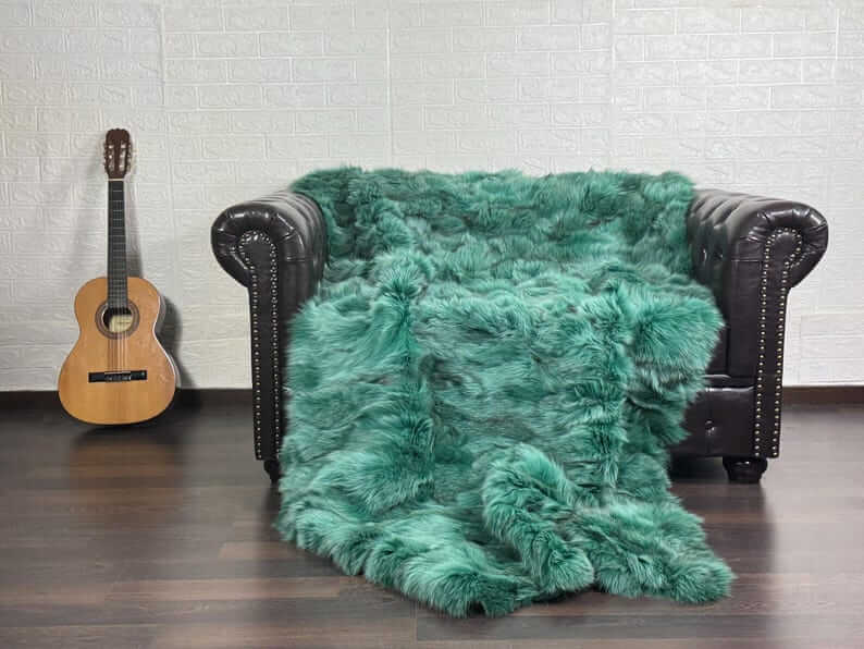 fox fur throw blanket green — patchwork panels, velvet cotton backing, full surface view — Greek craftsmanship, TatiFurs
