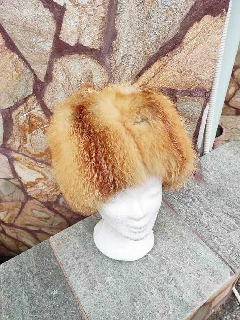 Fox fur hat red canadian worn showing full voluminous round deep Canadian red fox fur silhouette from front — Greek craftsmanship, TatiFurs
