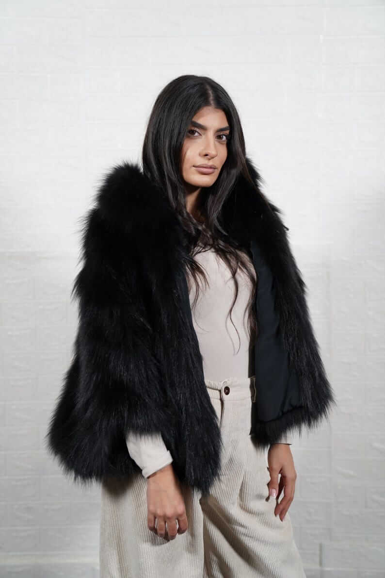 Fox Fur Cape Jacket Black with Collar - Tatifurs worn by a model showcasing luxurious black fox fur and elegant silhouette.