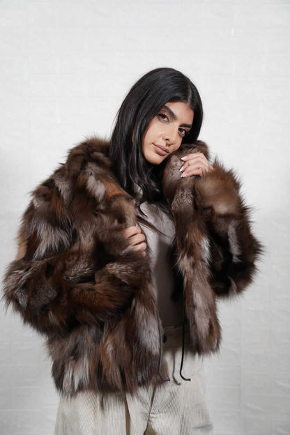 Fox Fur Jacket Crystal Natural – Luxury - Tatifurs worn by a model, showcasing chic elegance and comfort.