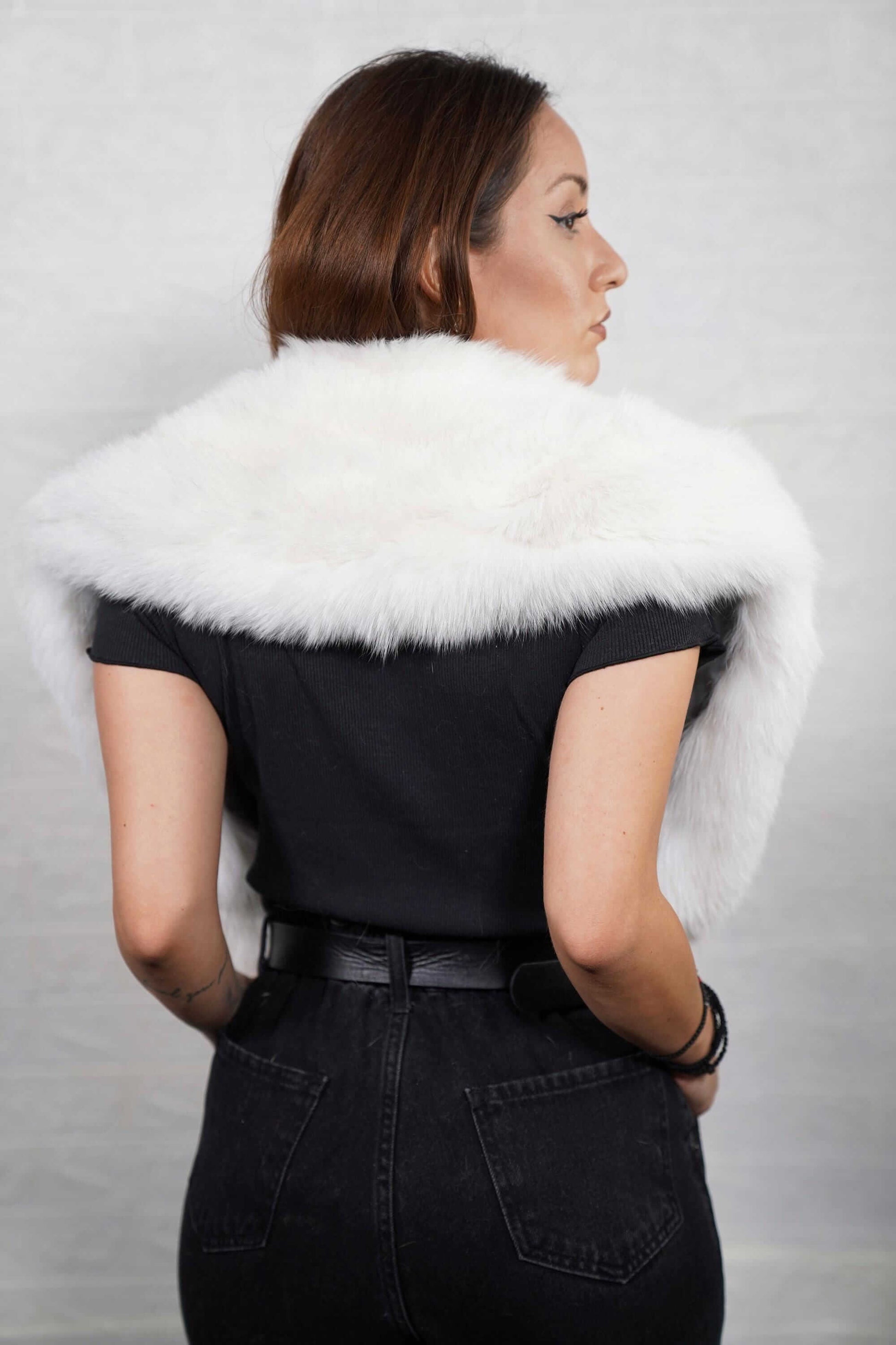 Fox Fur Collar White - Tatifurs worn elegantly over a black outfit showcasing its luxurious softness.