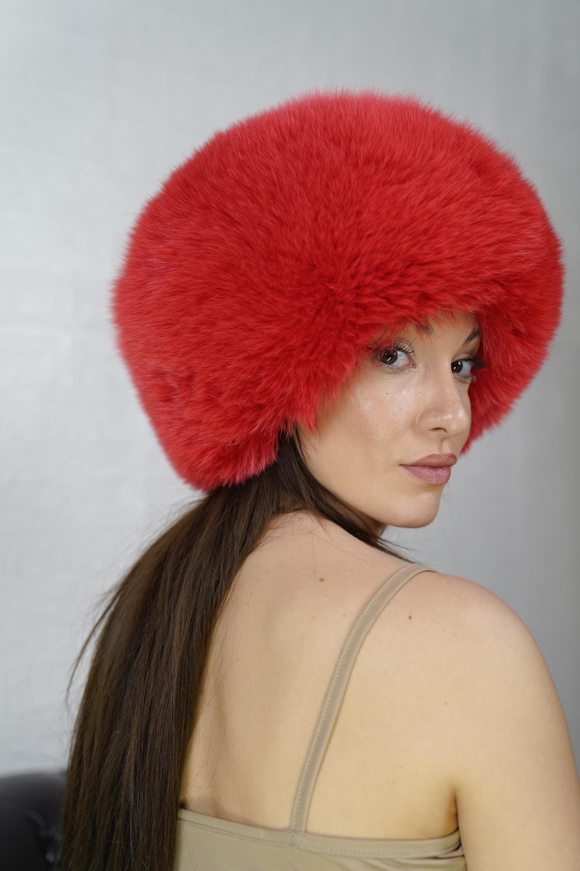 Fox fur hat with natural softness and exceptional warmth — perfect for elegant winter outfits.