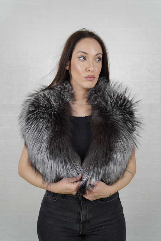 Detachable fox fur collar with full volume