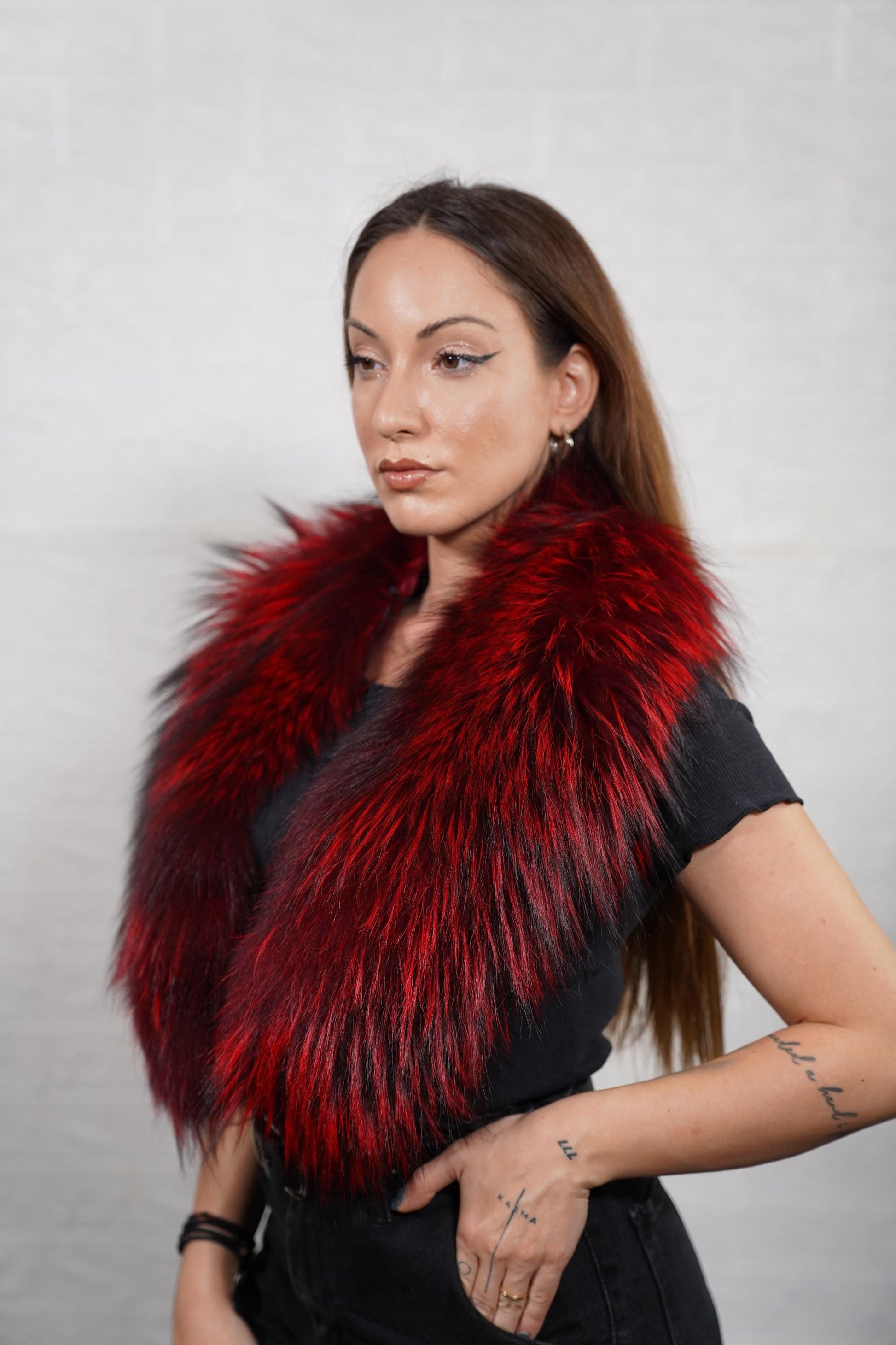 Plush fox fur collar with soft, fluffy texture