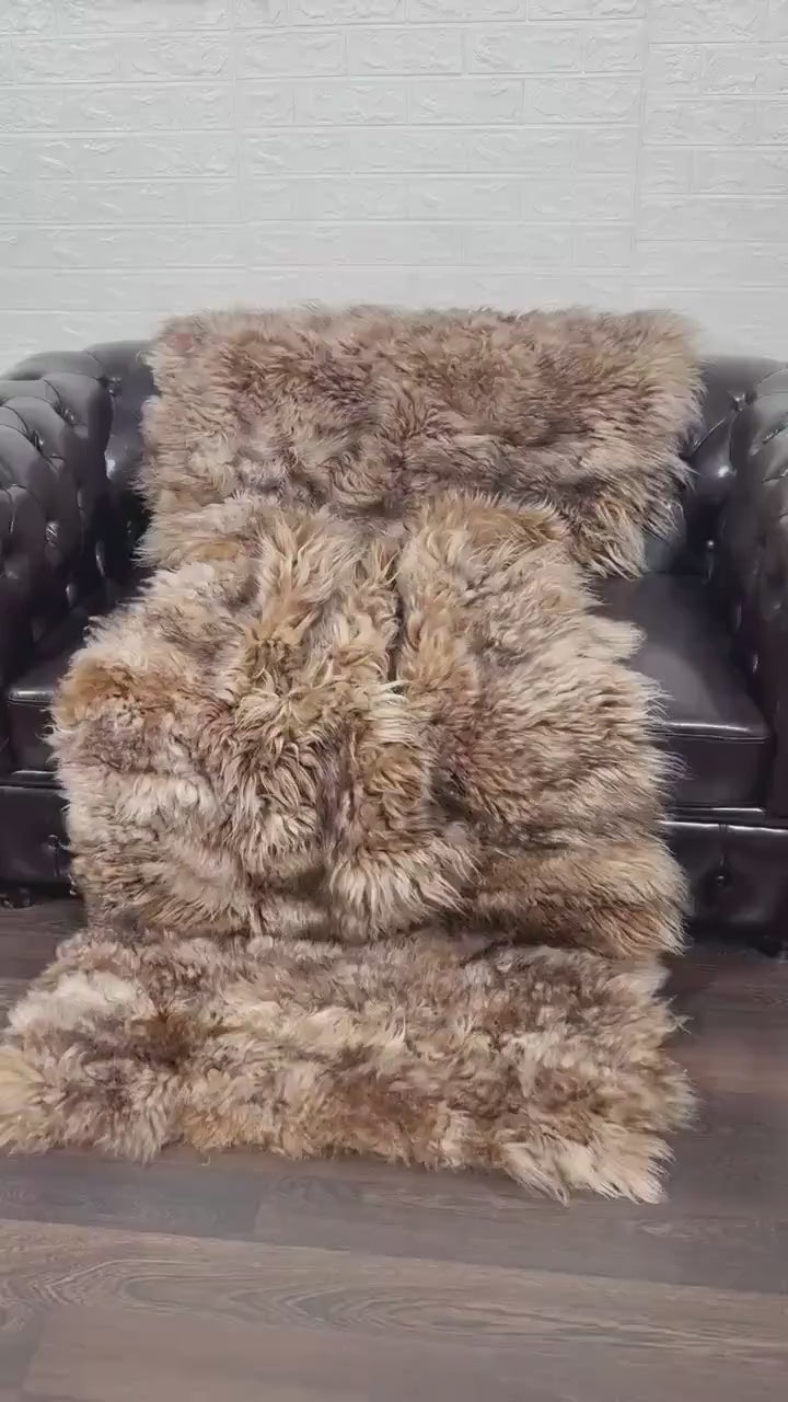 Alpaca throw blanket iceberg velvet cotton backing detail showing smooth warm reverse against natural iceberg alpaca wool face — Greek craftsmanship, TatiFurs
