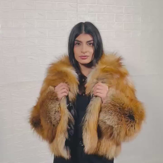 Model wearing golden fox fur skin short jacket with collar
