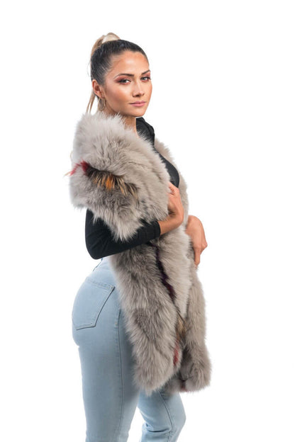 Fox Fur Scarf Long Gray Colorful Line - Tatifurs, worn stylishly by a model showcasing its elegance and unique design.