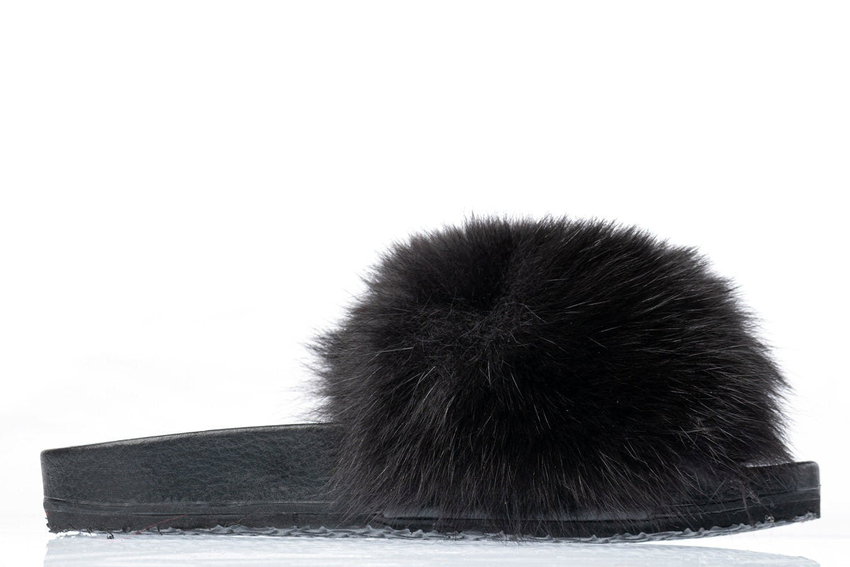 Fur slides, fur slippers, fox fur slides, fluffy slides