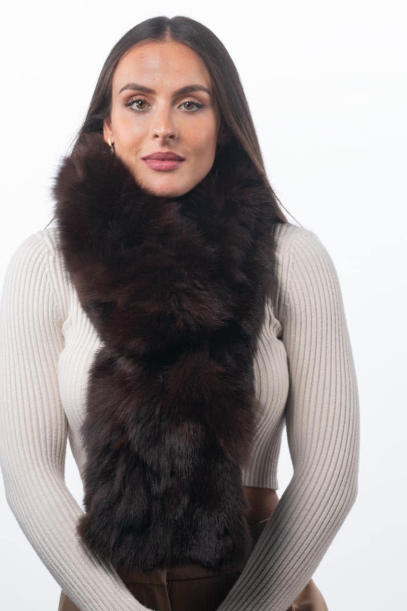 Fox Fur Scarf Brown - Tatifurs worn by model, showcasing its luxurious and warm deep brown tones.