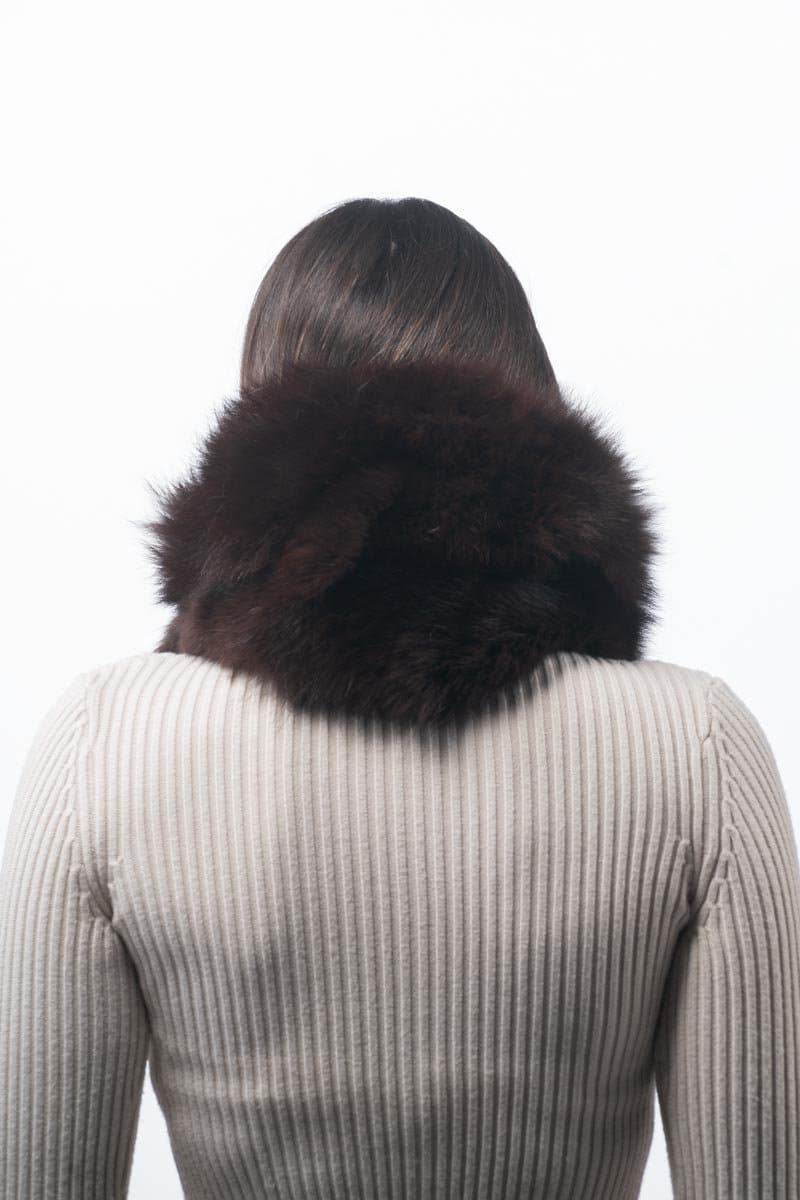 Fox Fur Scarf Brown - Tatifurs worn from the back, showcasing rich brown fox fur and luxurious style.