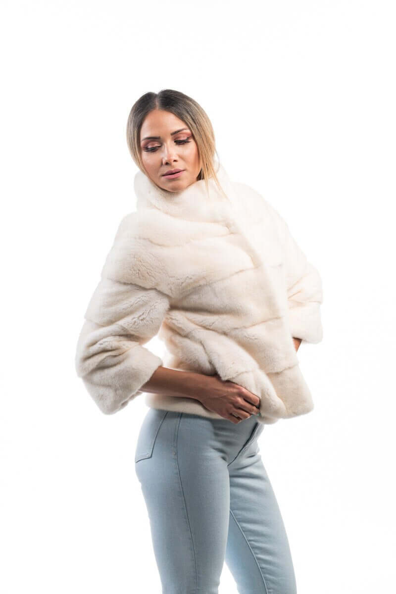 Mink Fur Jacket Cream - Tatifurs, stylish model wearing a luxurious cream mink fur short jacket with collar.