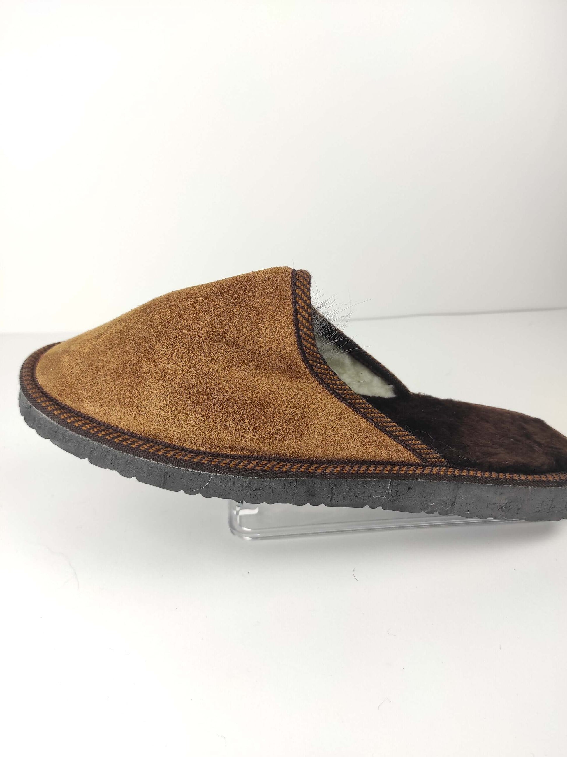 Leather Fur Sheepskin Brown Slippers for Men - Tatifurs side view displaying plush interior and quality stitching.