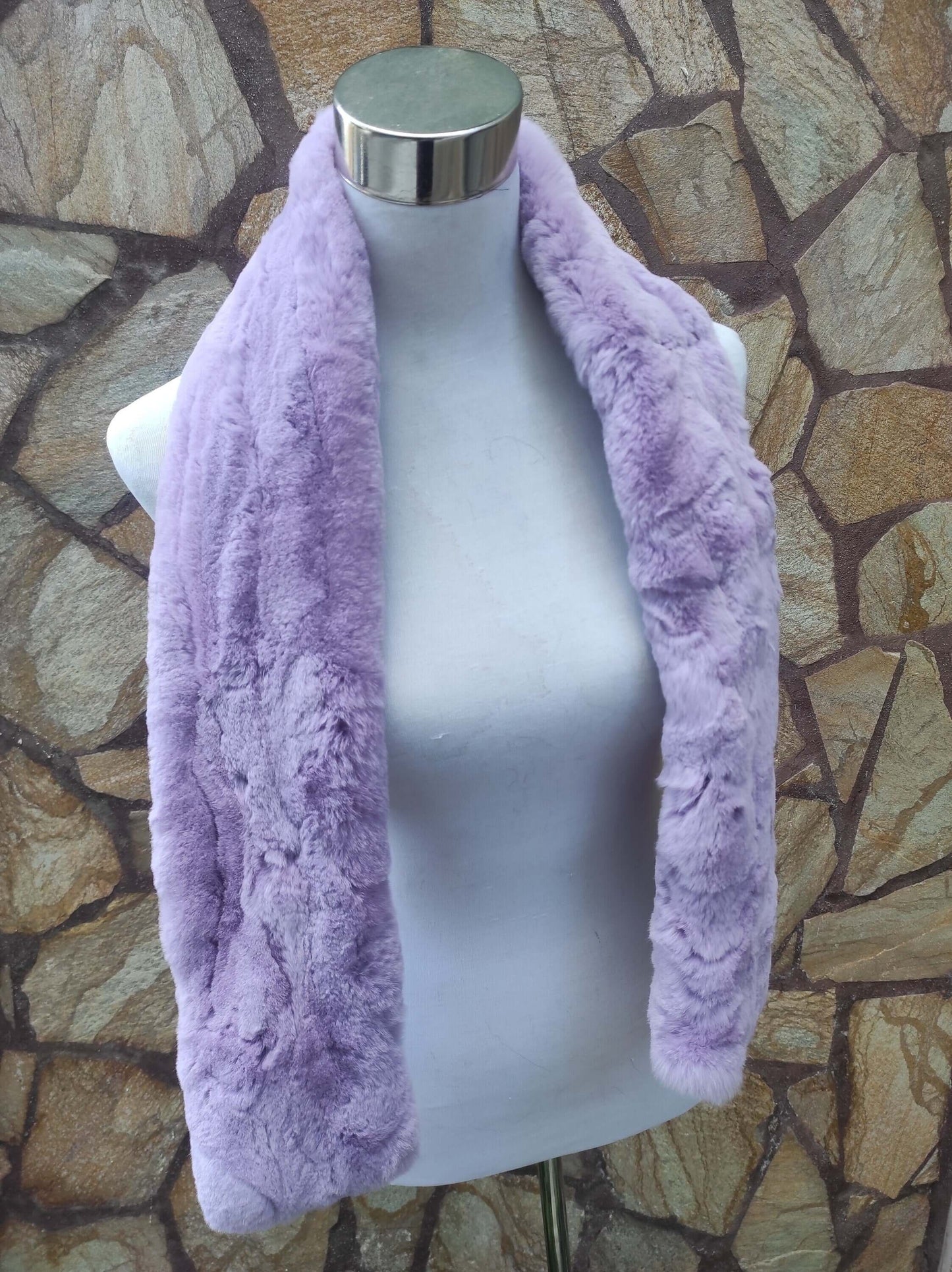 Rex Rabbit Fur Scarf Light Purple - Tatifurs displayed on a mannequin, showcasing its soft purple color and luxurious fur.