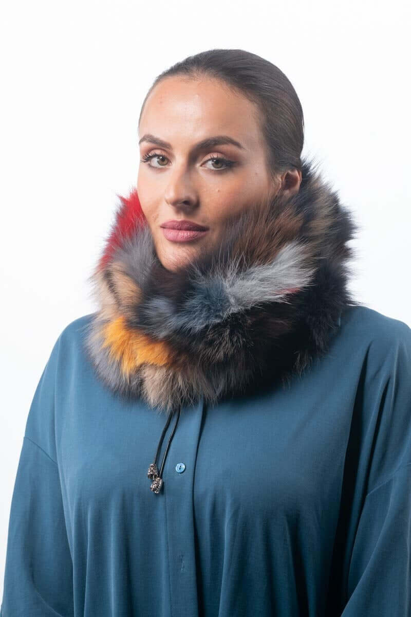 Fox Fur Scarf Neck Warmer Colorful - Tatifurs model wearing multicolor fox fur scarf with vibrant hues.